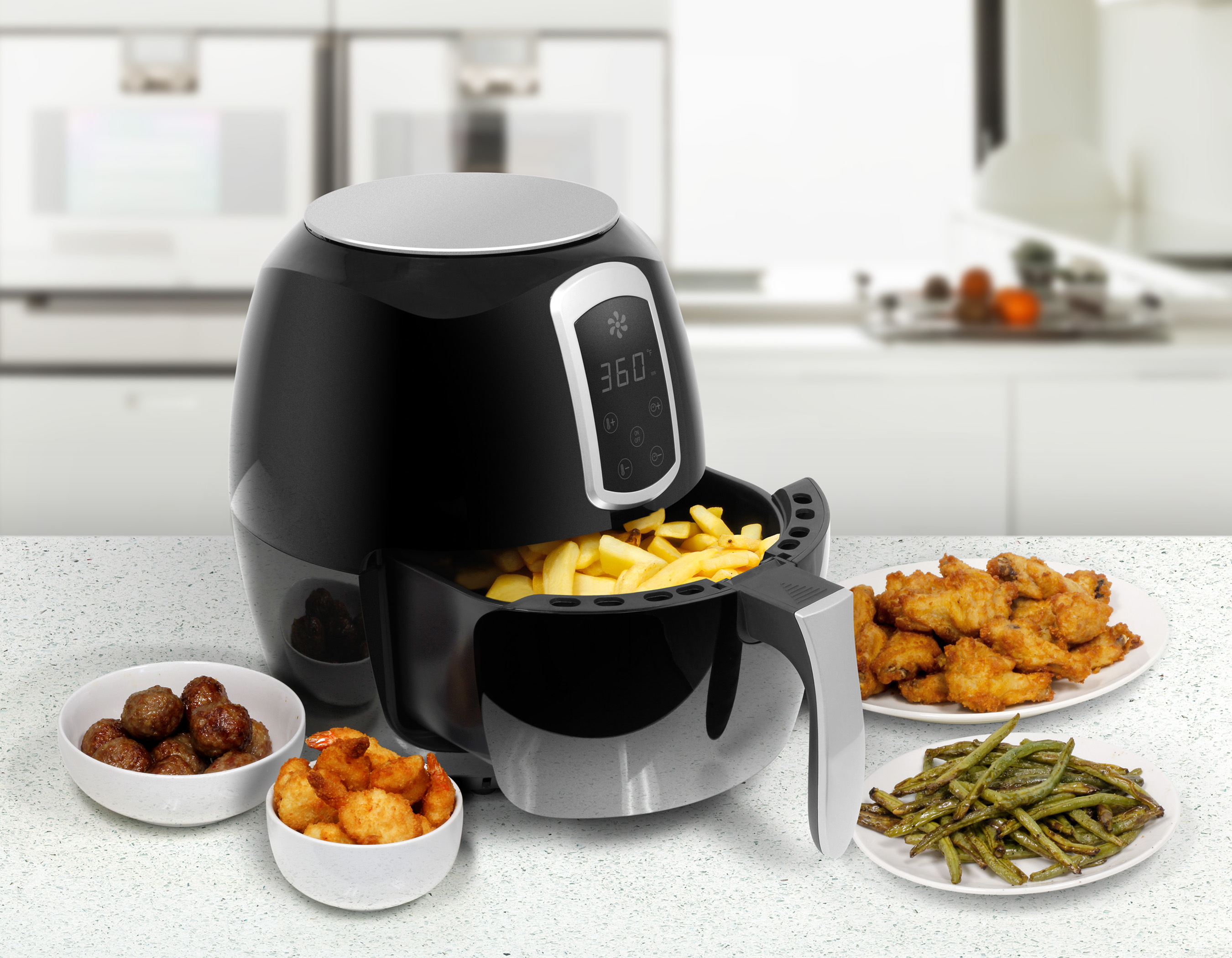 Nutri AirFry_3.6L_front angle_lifestyle_food